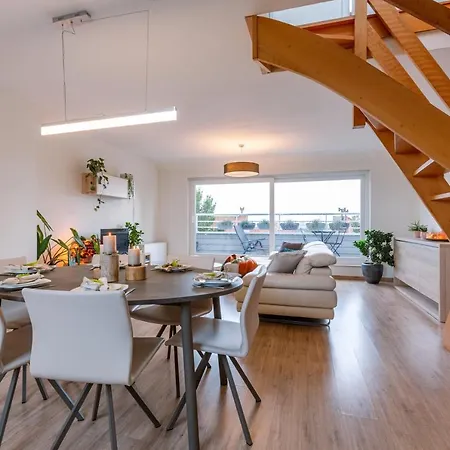 Beautiful And Spacious With Terrace Apartamento Ostende